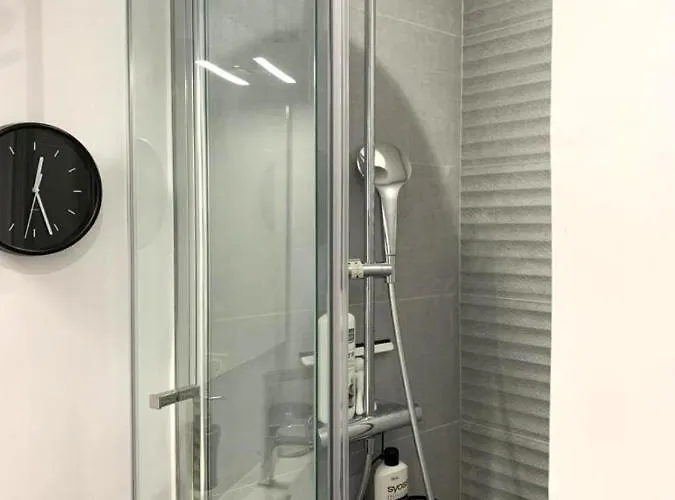 Les Pieds Dans L'eau