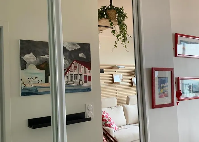 Les Pieds Dans L'eau Les Sables-dʼOlonne