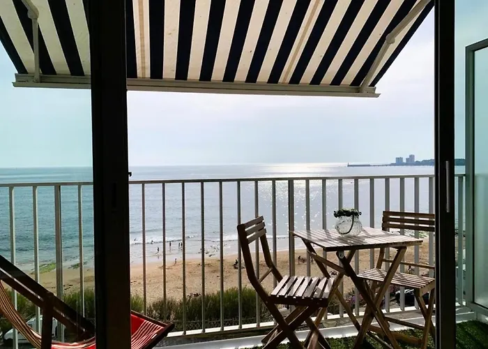 Les Pieds Dans L'eau דירה